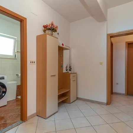 Apartament Comfortable Near The Sea *
