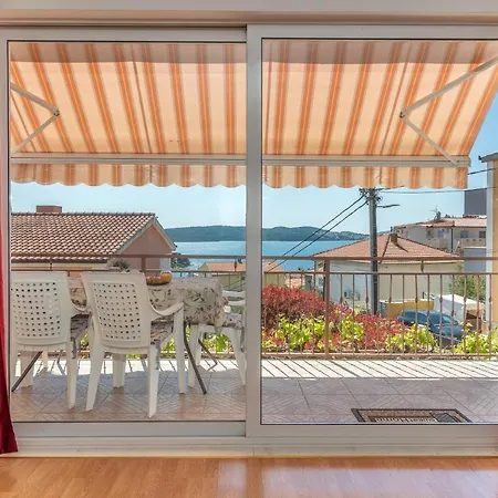 Comfortable Near The Sea Apartament *