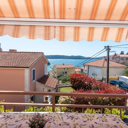 Comfortable Near The Sea Apartament Trogir