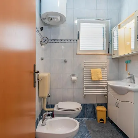 Comfortable Near The Sea Apartament *