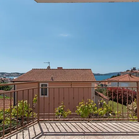Apartament Comfortable Near The Sea